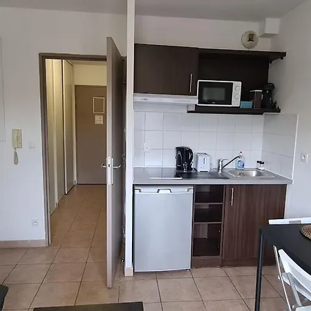 B210 Appartement Disneyland Paris Parking Et Wifi Montévrain Exterior photo